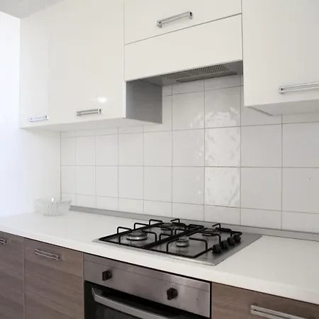 Aurora Apartment *